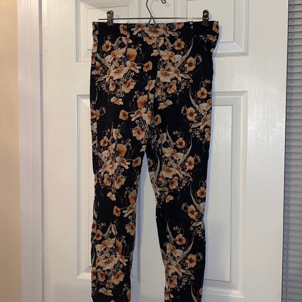 Ankle length Floral Pants